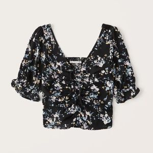 Abercrombie Cinched Front Puff Sleeve Top Black Floral XS